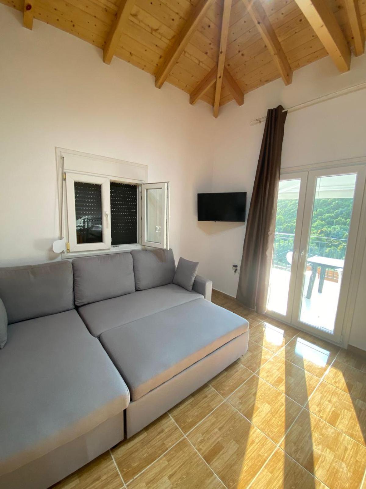Babis Apartment Áyios Nikítas Exteriér fotografie